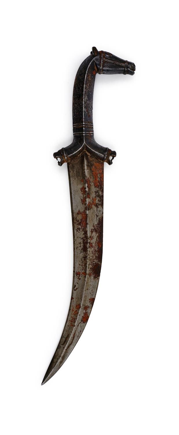 A HORSE-HILTED DAGGER (KHANJAR) DECCAN, NORTH INDIA, 17TH CENTURY 一把马柄匕首（Khanjar&hellip;