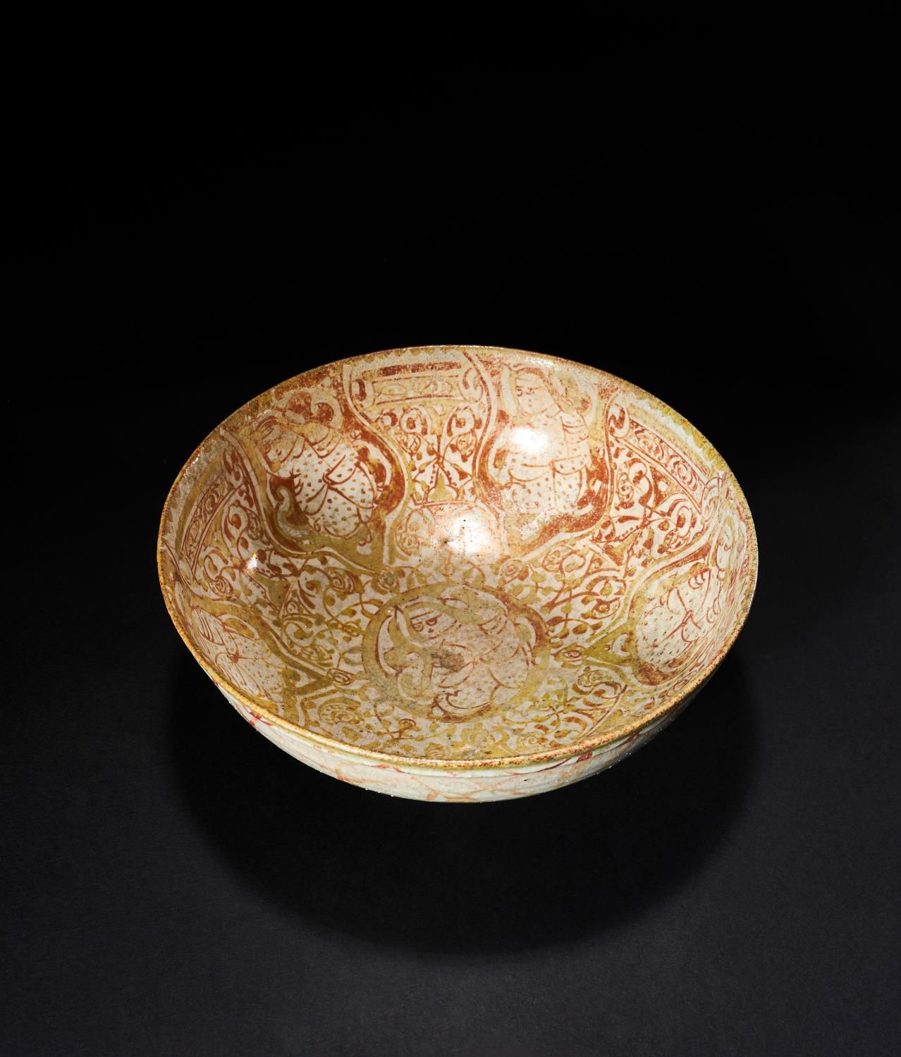 AN ABBASID LUSTRE POTTERY BOWL PROBABLY CENTRAL ASIA, 9TH/10TH CENTURY CUENCO AB&hellip;
