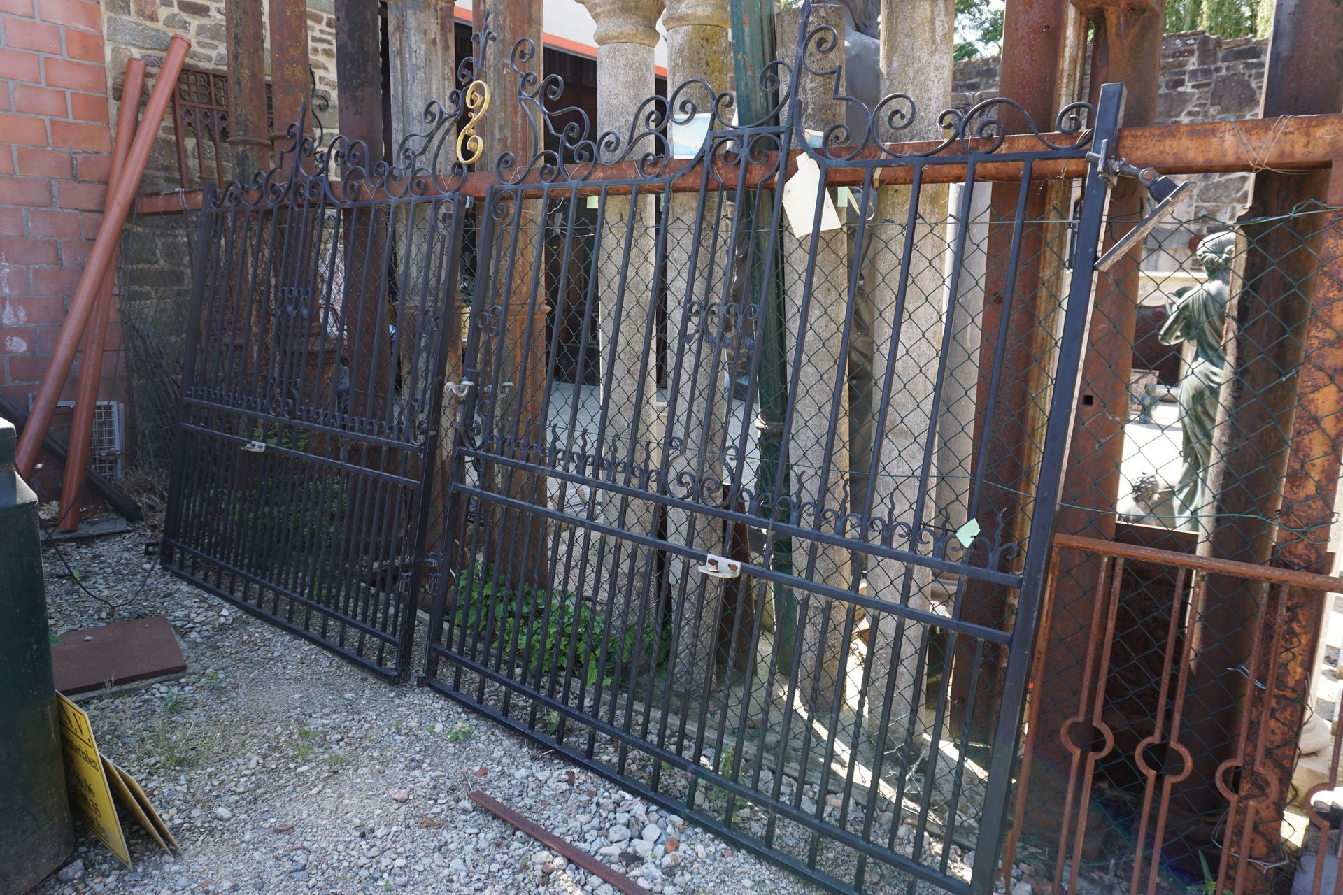 Null Double gate in wrought iron H233x385