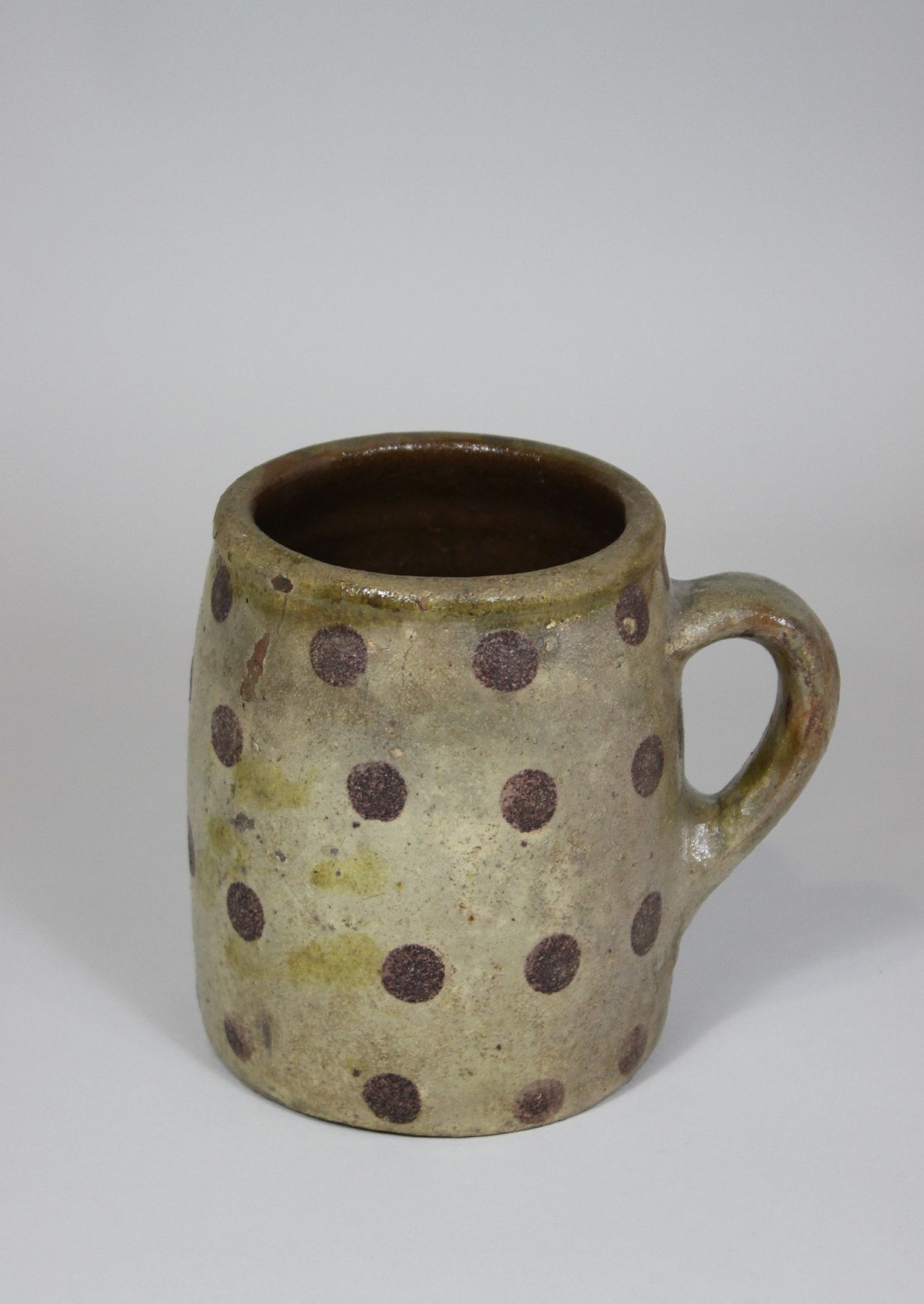 Keramikkrug, Österreich 19. Jh. Jarra de cerámica, Austria, siglo XIX, punteada.&hellip;