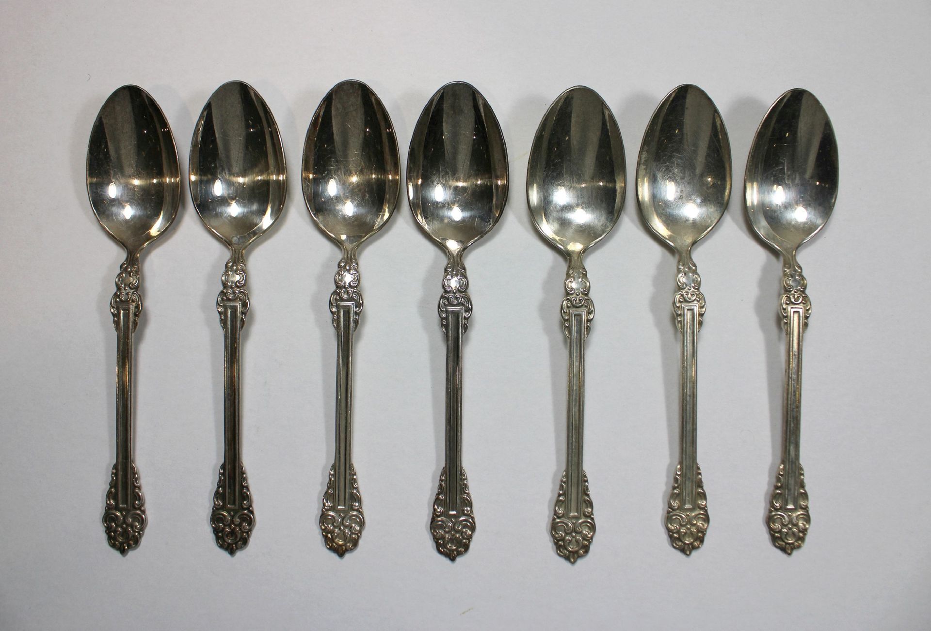 Löffel, Russland, 7 Stück, wohl 2. H. 20. Jh. Spoons, Russia, 7 pieces, probably&hellip;