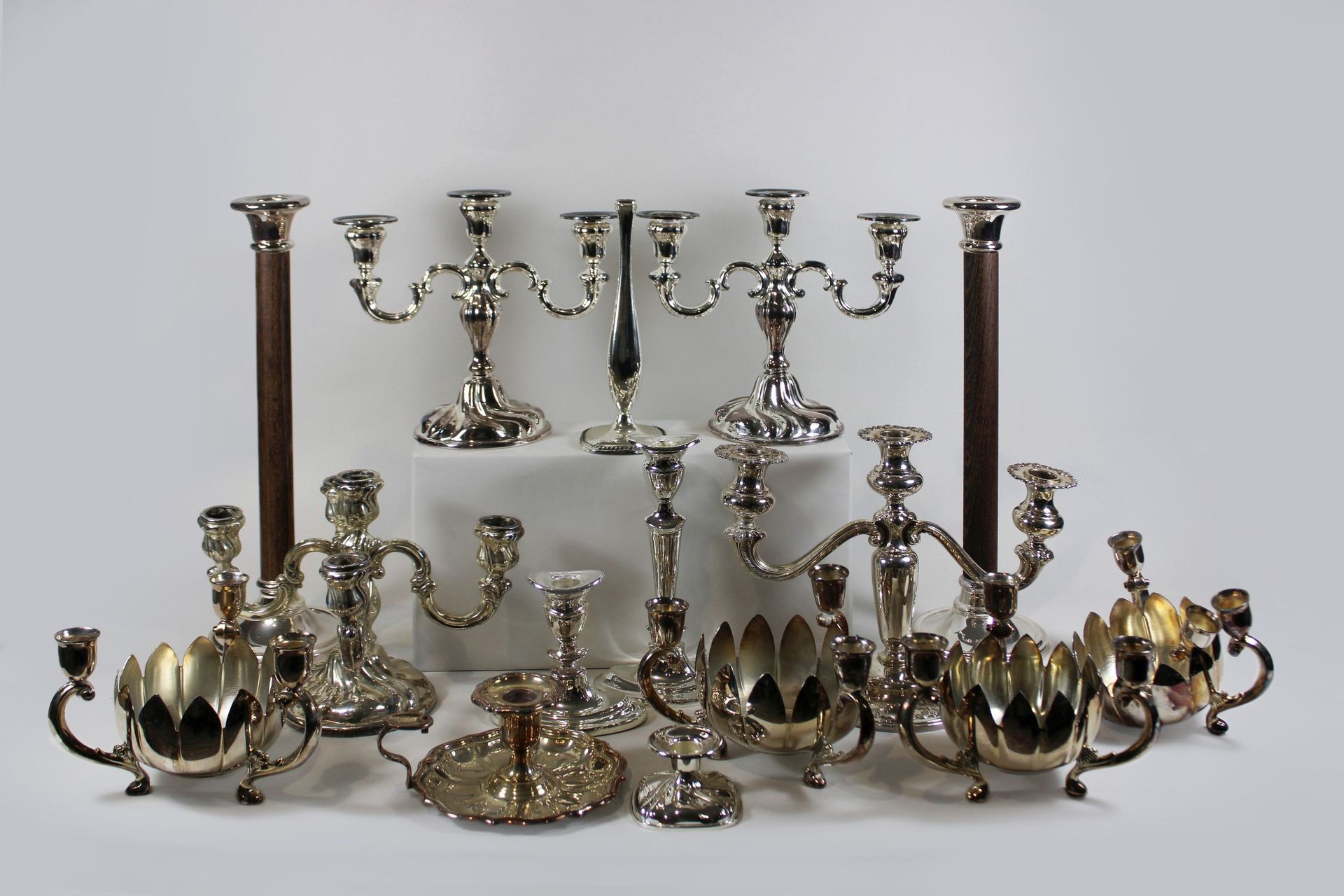 Konvolut Leuchter, 15-teilig Mixed lot of candlesticks, 15 pieces, from single f&hellip;