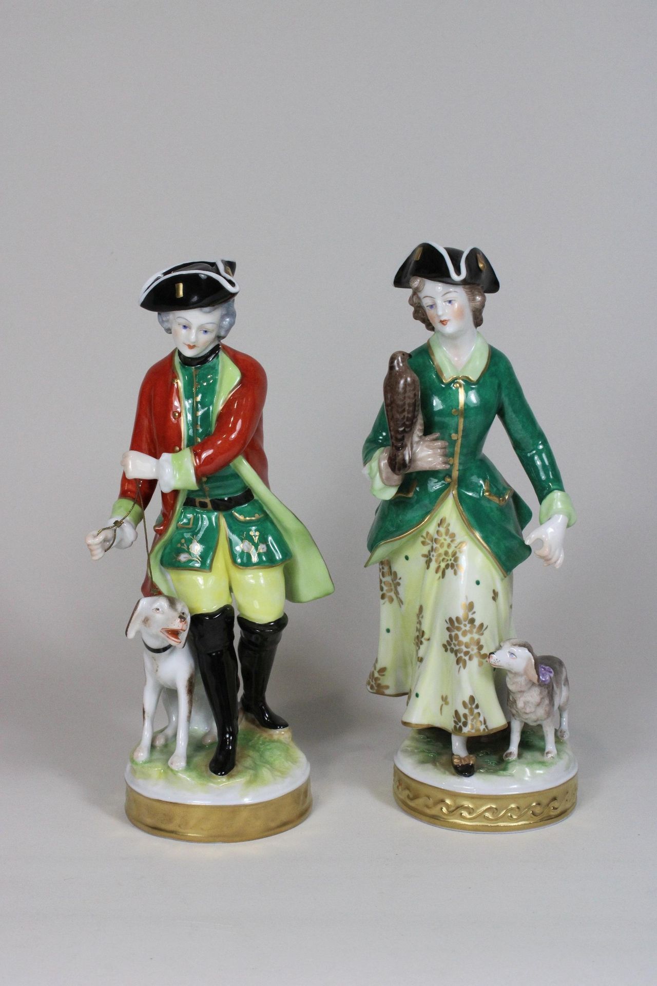 Zwei Porzellanfiguren, Dresden Dos figuras de porcelana, Dresde, mujer con halcó&hellip;