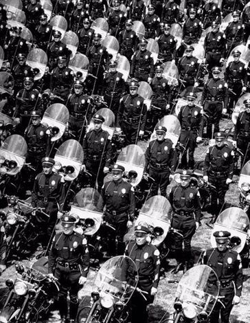 Loomis DEAN 
Loomis DEAN (1917-2005) - THE EYE OF LIFE - Motorcycle police force&hellip;