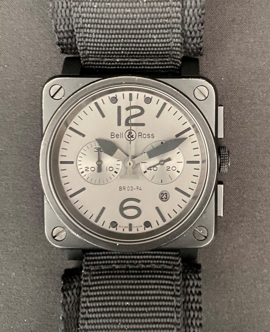 Montre-bracelet d'homme chronographe BELL & ROSS BR03-94 Men's chronograph wrist&hellip;