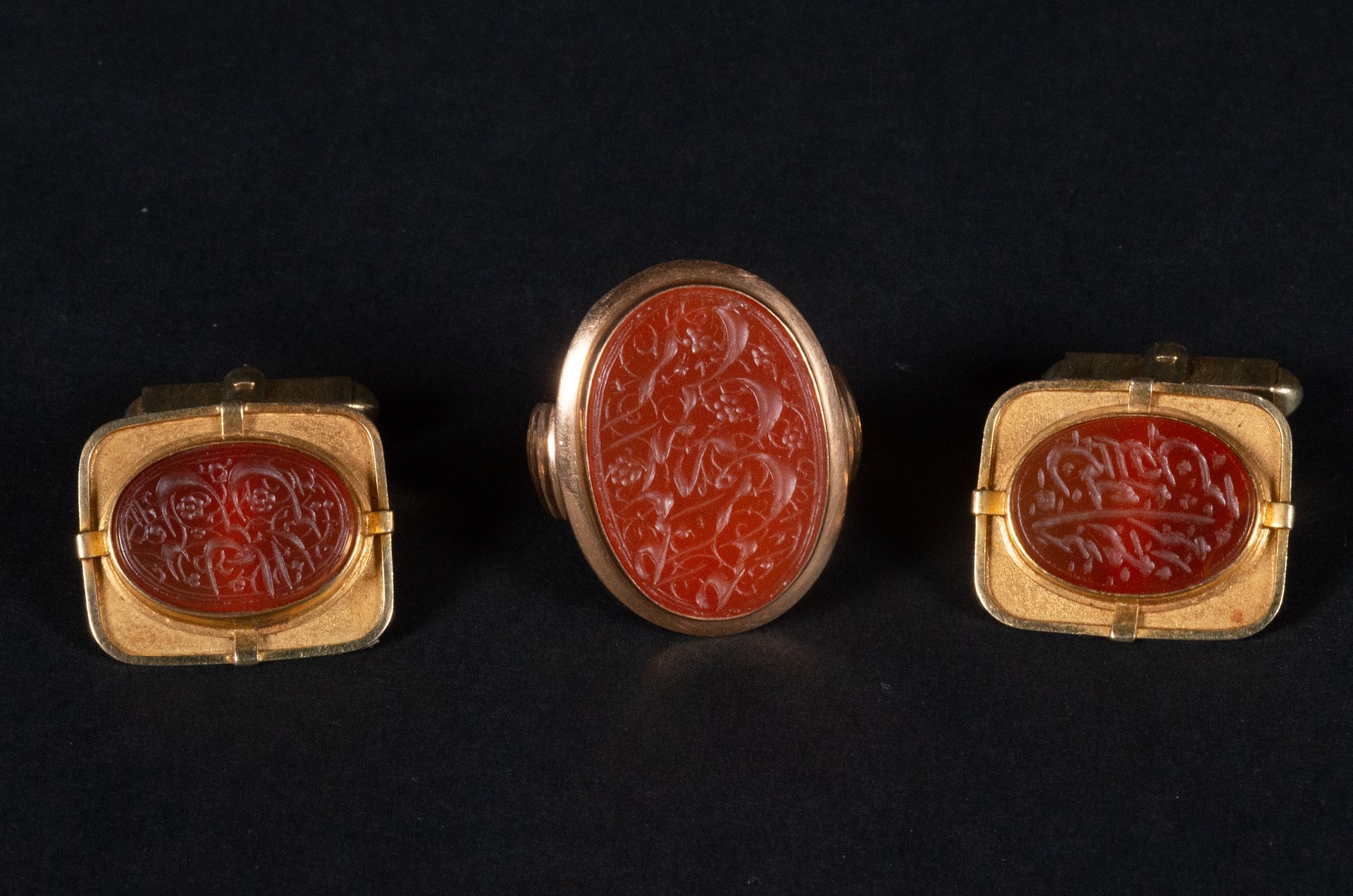 Rare Seal and Cufflinks Set in 14K yellow gold with three agate stones with Isla&hellip;