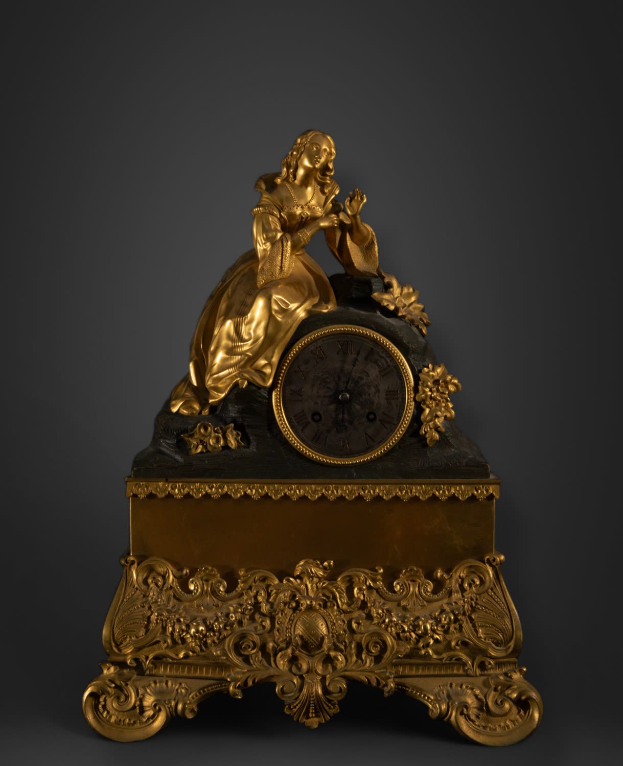Null Grande horloge de table française avec Juliette, période Charles X, France
&hellip;