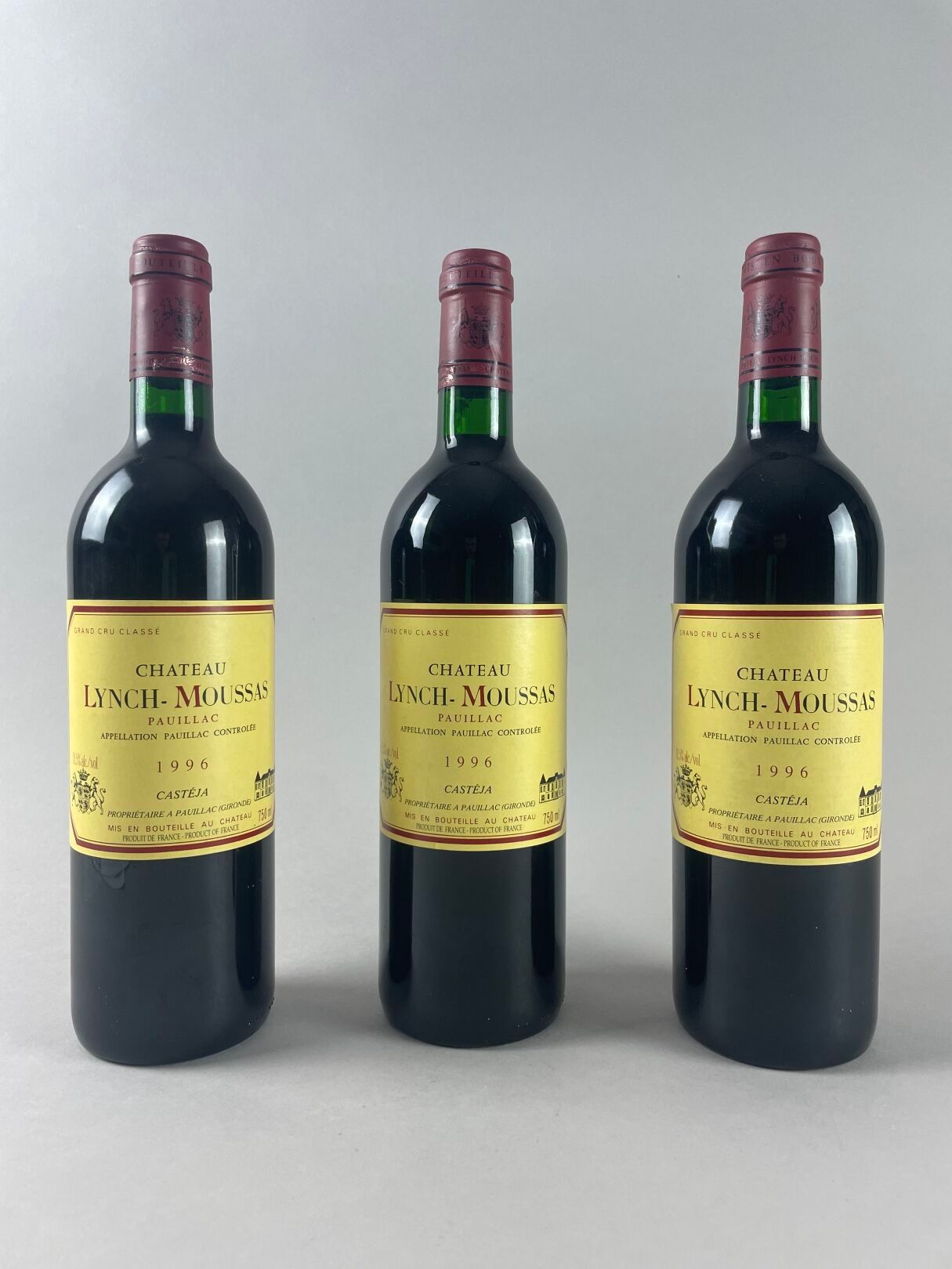 Null PAUILLAC, Castéja
Château Lynch-Moussas, 1996.
3 bouteilles, Grand Cru Clas&hellip;