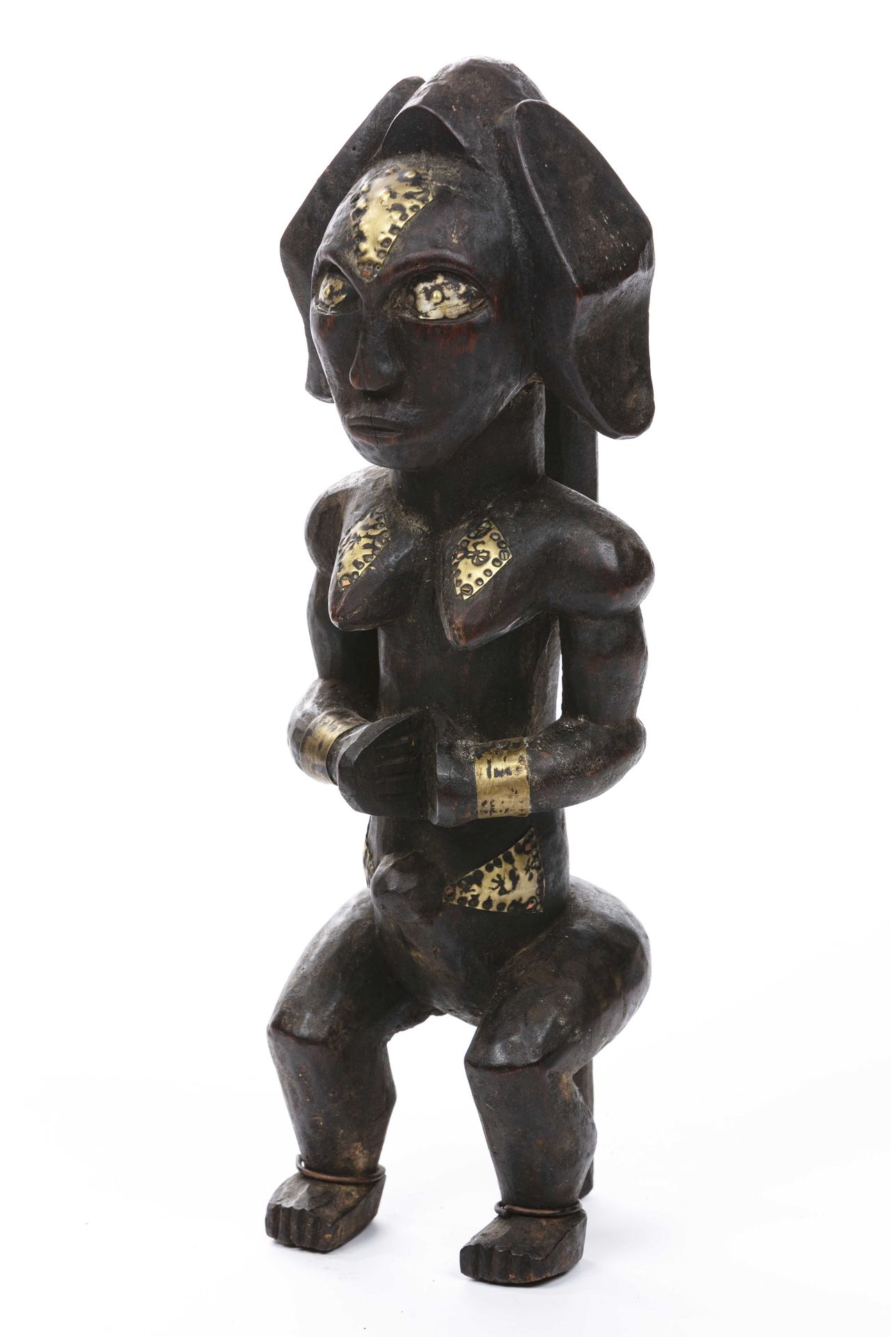 Null Statua di zanna contemporanea 
Gabon
Legno, pigmenti d'oro
Altezza: 36 cm
F&hellip;