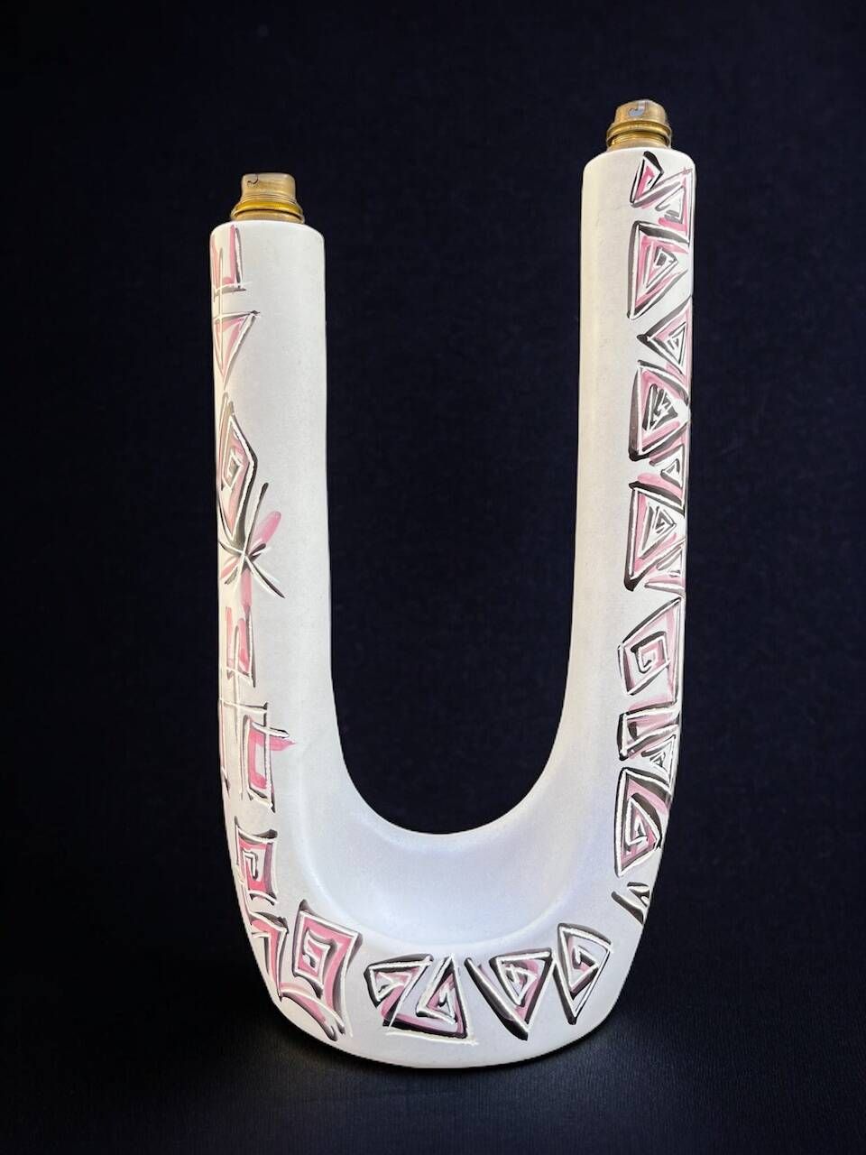 Null Hélène UGO (XX)
Zweiarmige Keramiklampe mit afrikanistischem Skarifikations&hellip;