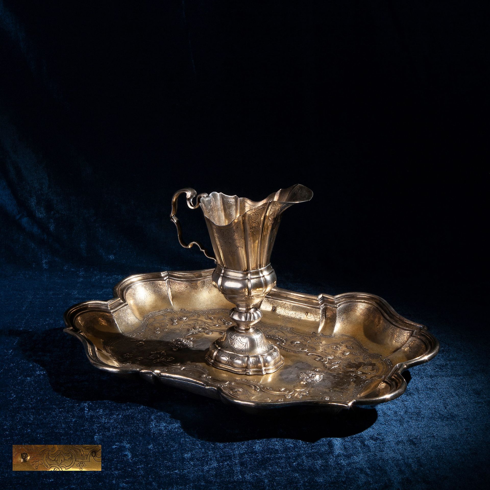 Silver jug and basin with gilded parts, first half of the 18th century Fabricati&hellip;
