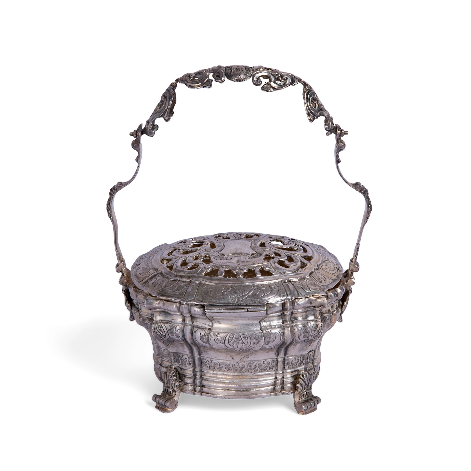Silver warmer, Palermo 1756 Entirely handmade with engravings and embossed patte&hellip;