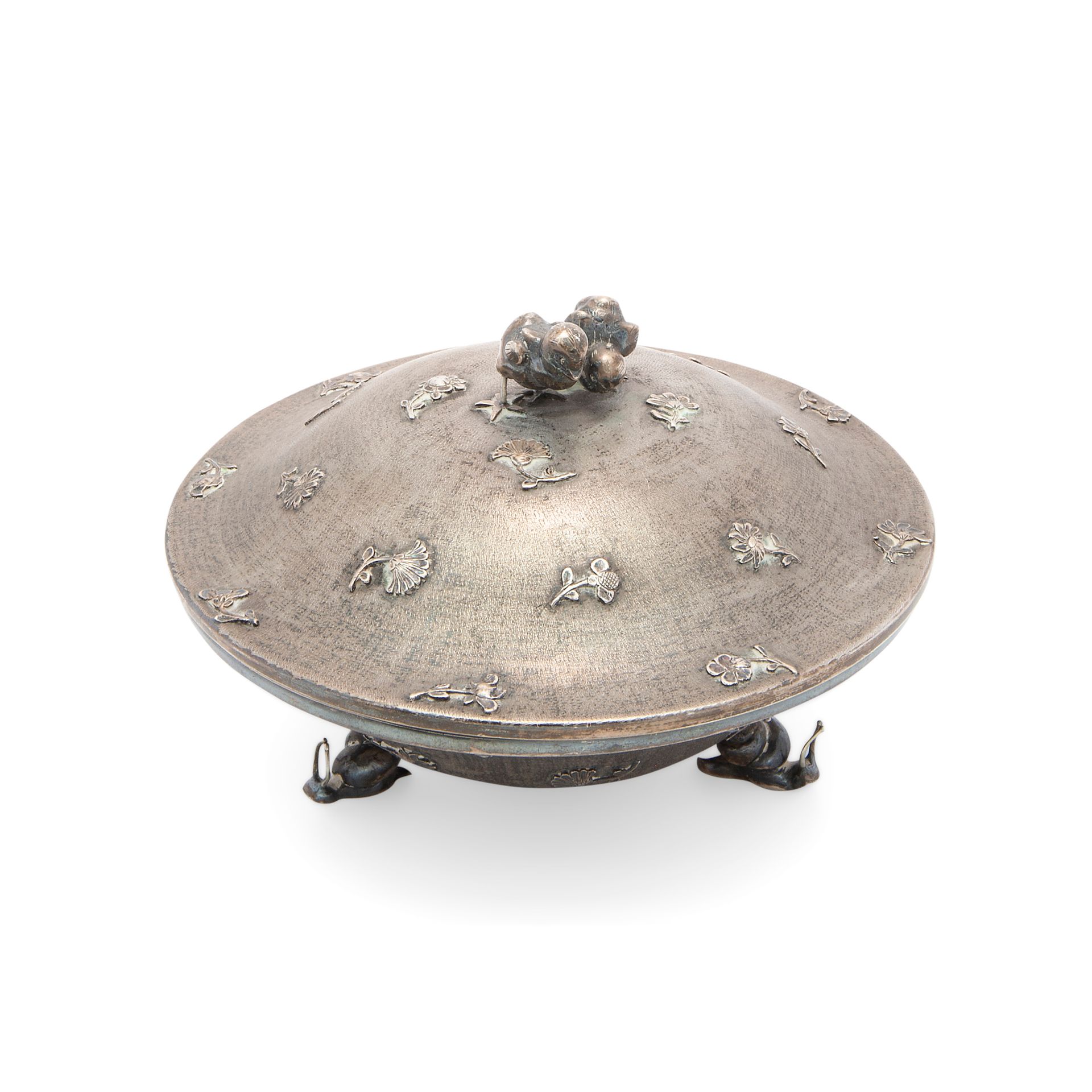 Silver sugar bowl Dotato di coperchio con impugnatura con piccoli pulcini, peso &hellip;