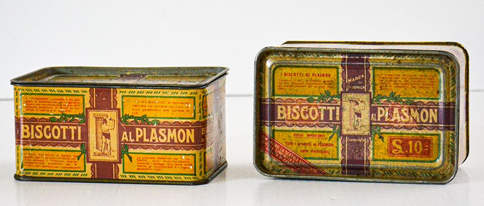 PLASMON COOKIES Lot consisting of No. 2 tins Biscotti a…