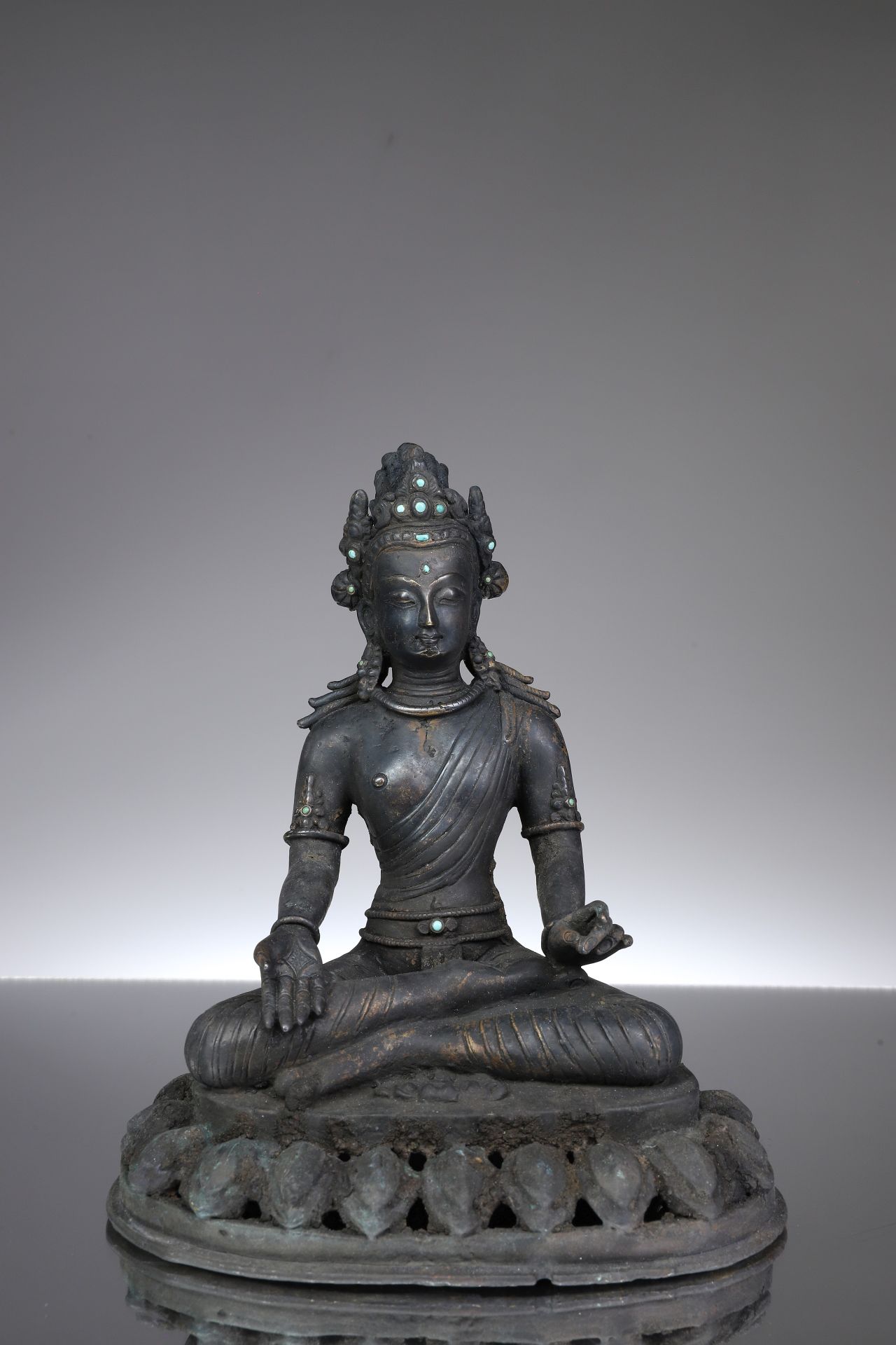 Bodhisattva Bronze


Tibet , 18th century





Weight: 1544 grams





Dimension&hellip;