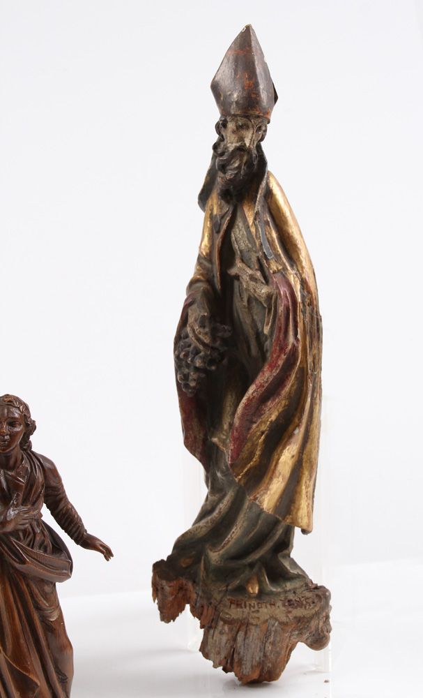 Null Sculpture de l'artiste. Saint Urbain sous la forme d'un évêque avec des rai&hellip;