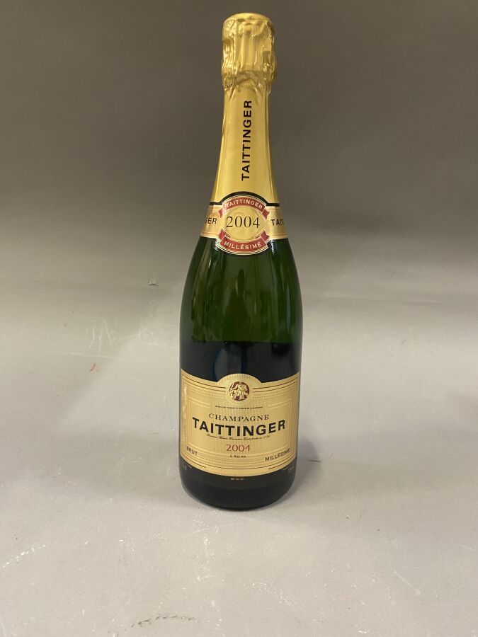 Null 3 bouteilles : CHAMPAGNE TAITTINGER 2004