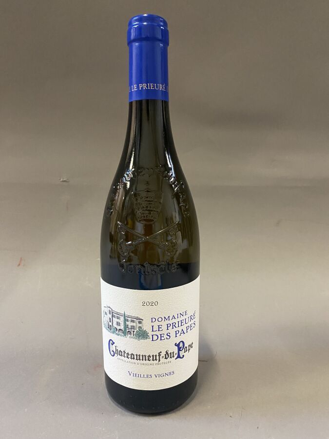 Null 12 bottiglie : CHÂTEAUNEUF DU PAPE 2020 "Vieilles Vignes" 2020 Domaine le P&hellip;