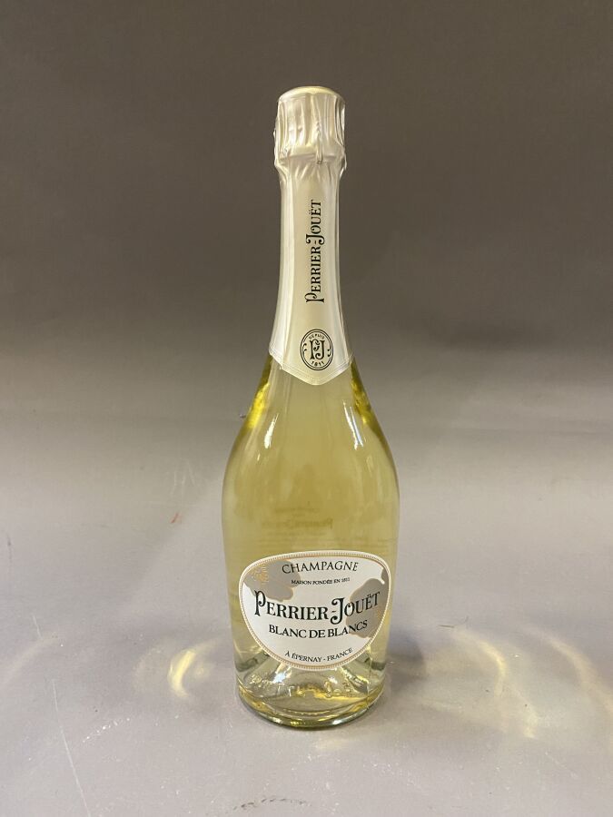 Null 7 bouteilles : CHAMPAGNE PERRIER-JOUET Blanc de Blancs