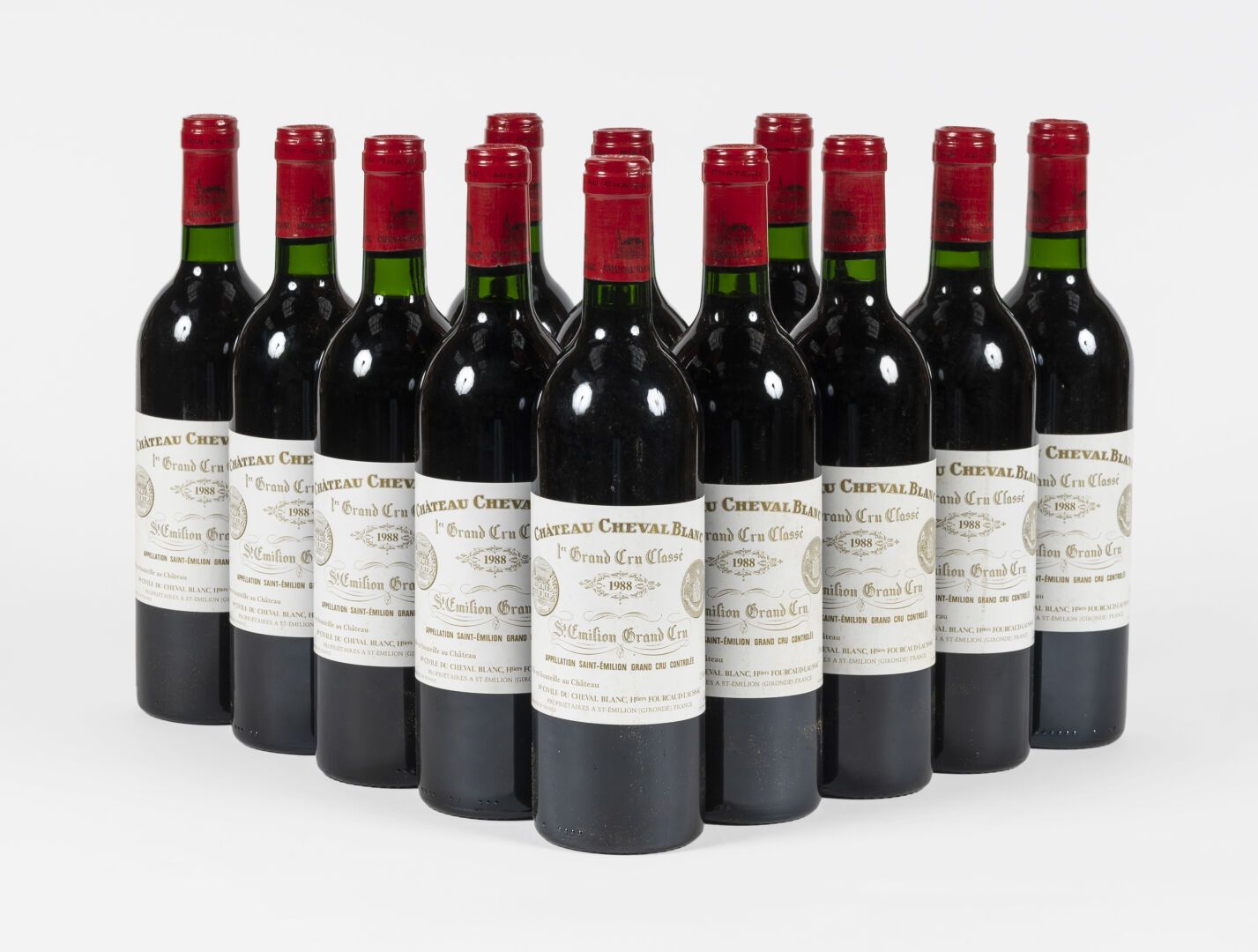 12 bouteilles Château Cheval Blanc 1988 12 Flaschen Château Cheval Blanc 1988
Sa&hellip;