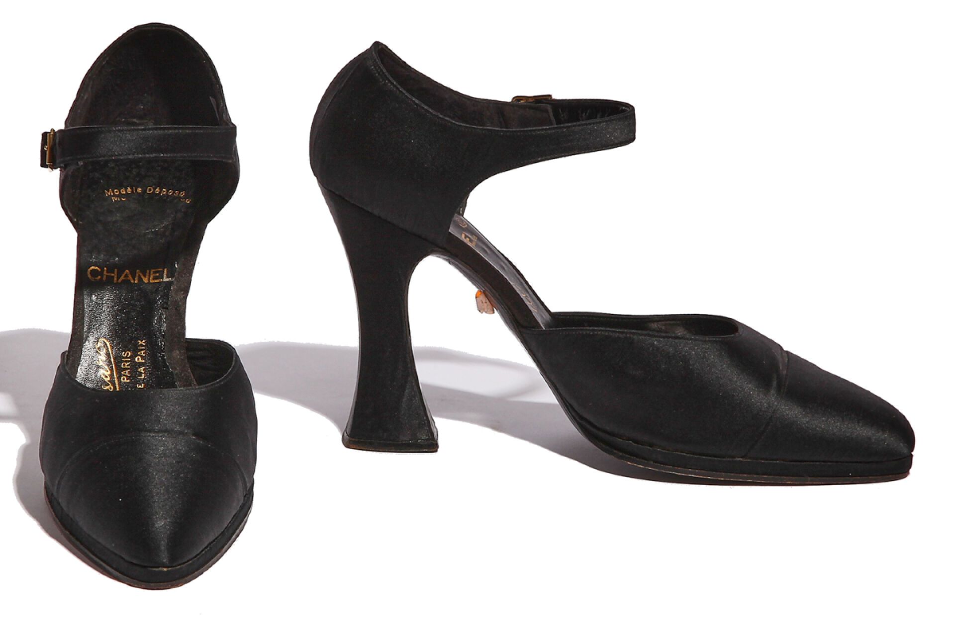 CHANEL HAUTE COUTURE Paio di scarpe da sera Chanel di Massaro in raso nero, prob&hellip;