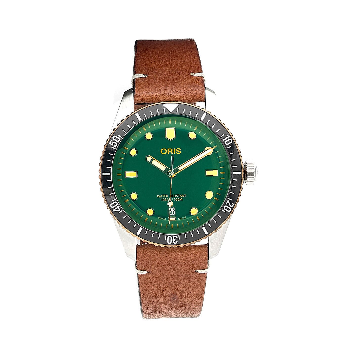 ORIS 奥里斯
男士不锈钢腕表，约2019年，墨绿色表盘，金色贴花时标和夜光材质的指针，日期位于六点钟位置。古铜色表圈，黑色内芯。旋入式精钢表底盖上有Oris&hellip;