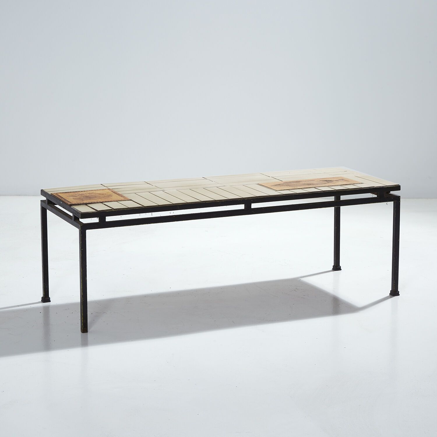 ROGER CAPRON (1922-2006) ROGER CAPRON (1922-2006)
Rectangular coffee table with &hellip;