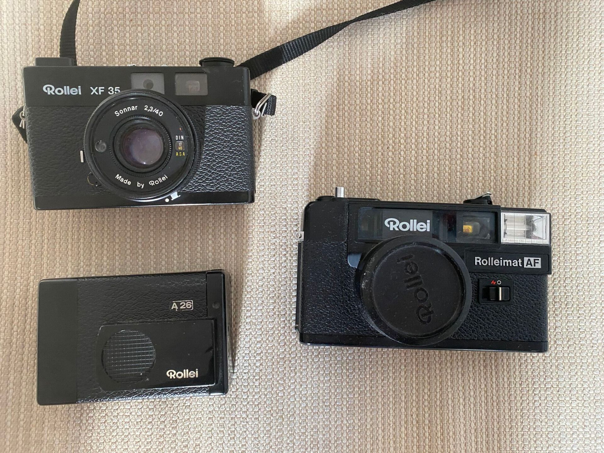 ROLLEI 3 appareils photos anciens 一批旧相机，包括 ： 
罗莱 XF35
罗莱 Roleilmat AF
ROLLEI A 2&hellip;