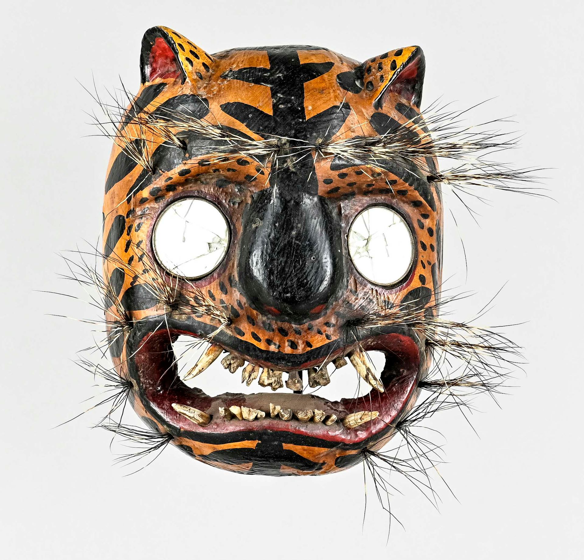 Null Masque d'animal, Afrique, représentant probablement un léopard, avec la bou&hellip;
