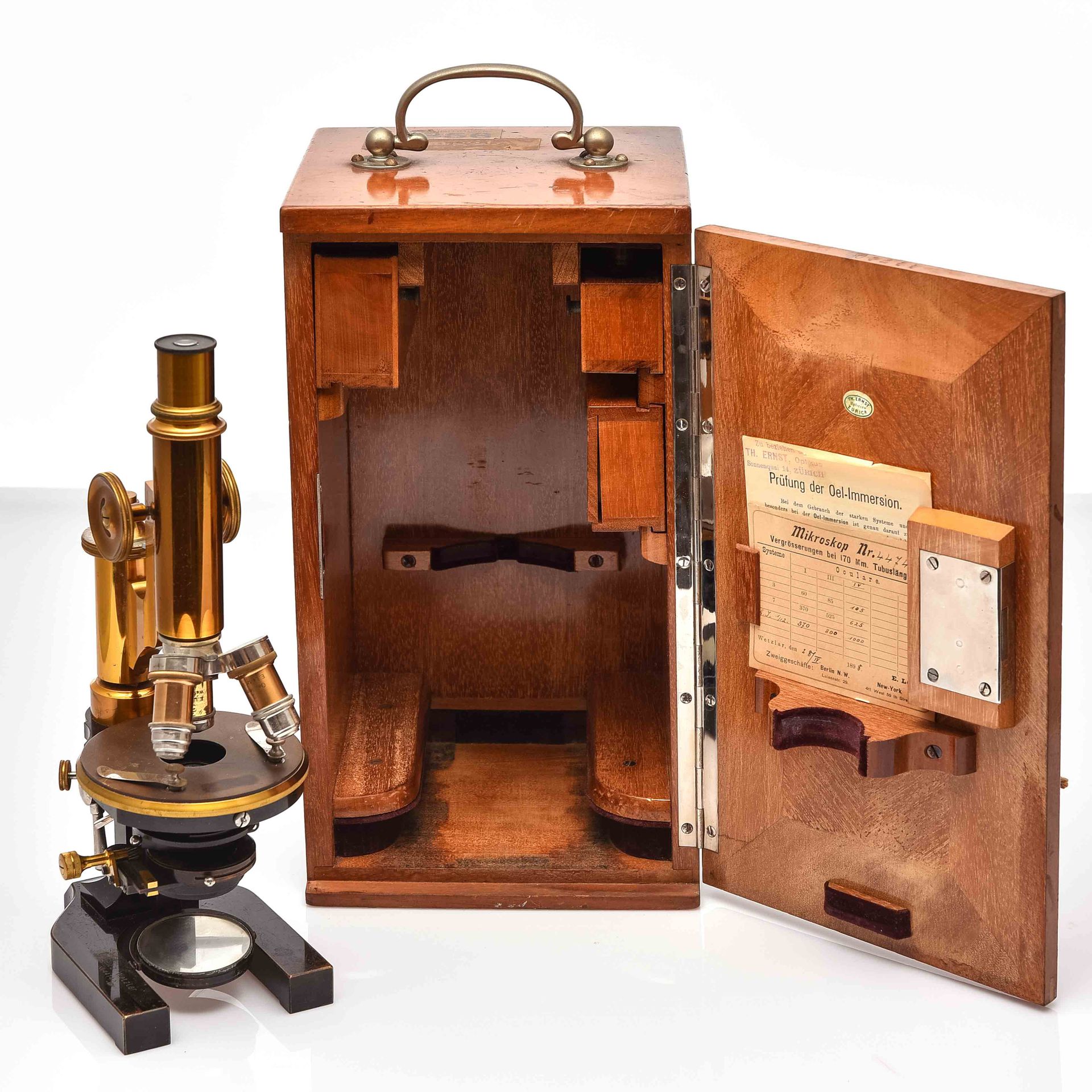 Null Microscope Leitz Wetzlar, Allemagne vers 1889, laiton et autre métal, tube &hellip;