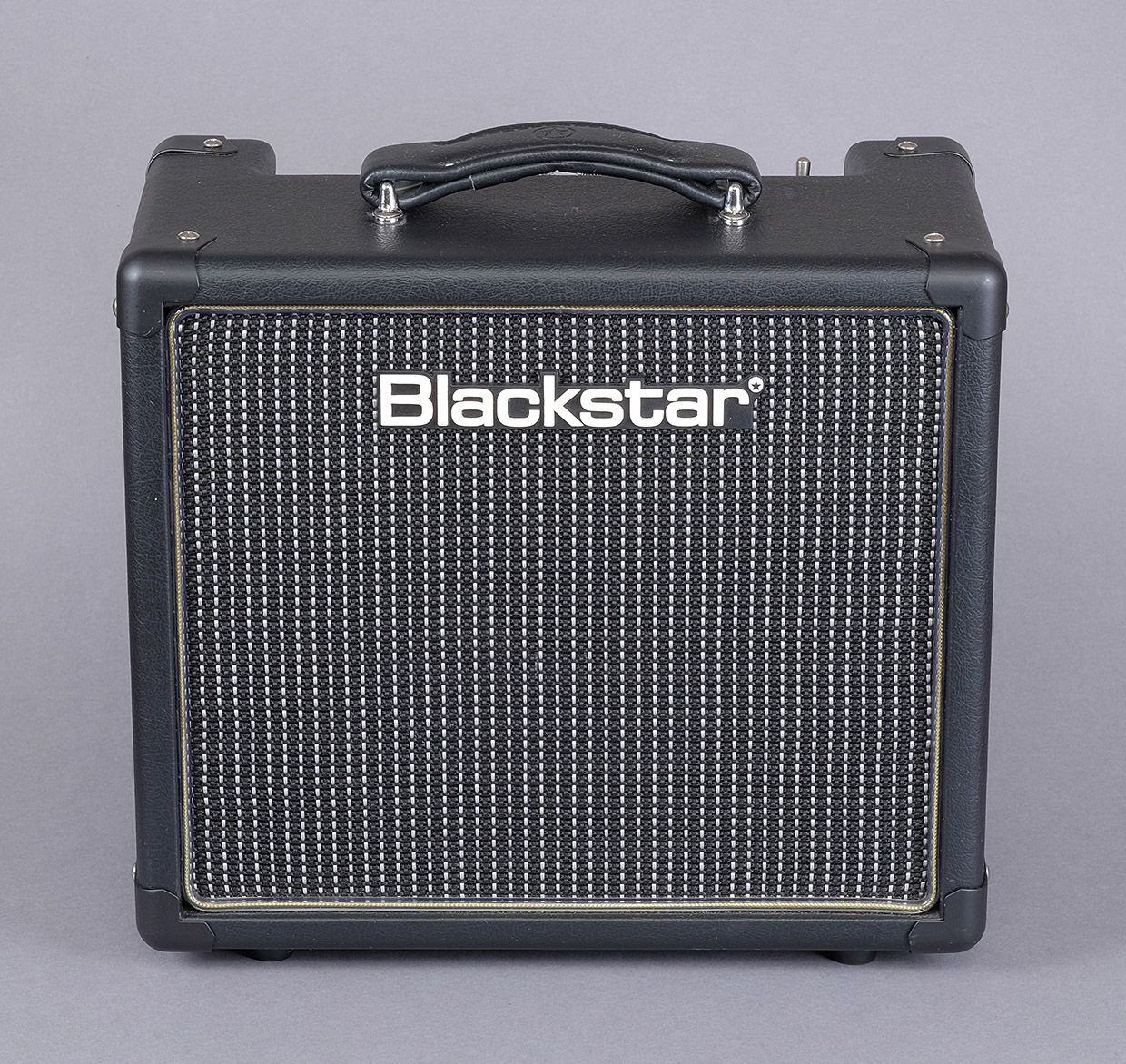Null Amplificador, Blackstar, Modelo HT - 1R, como nuevo, altura 27,5 x 30,5 x 1&hellip;