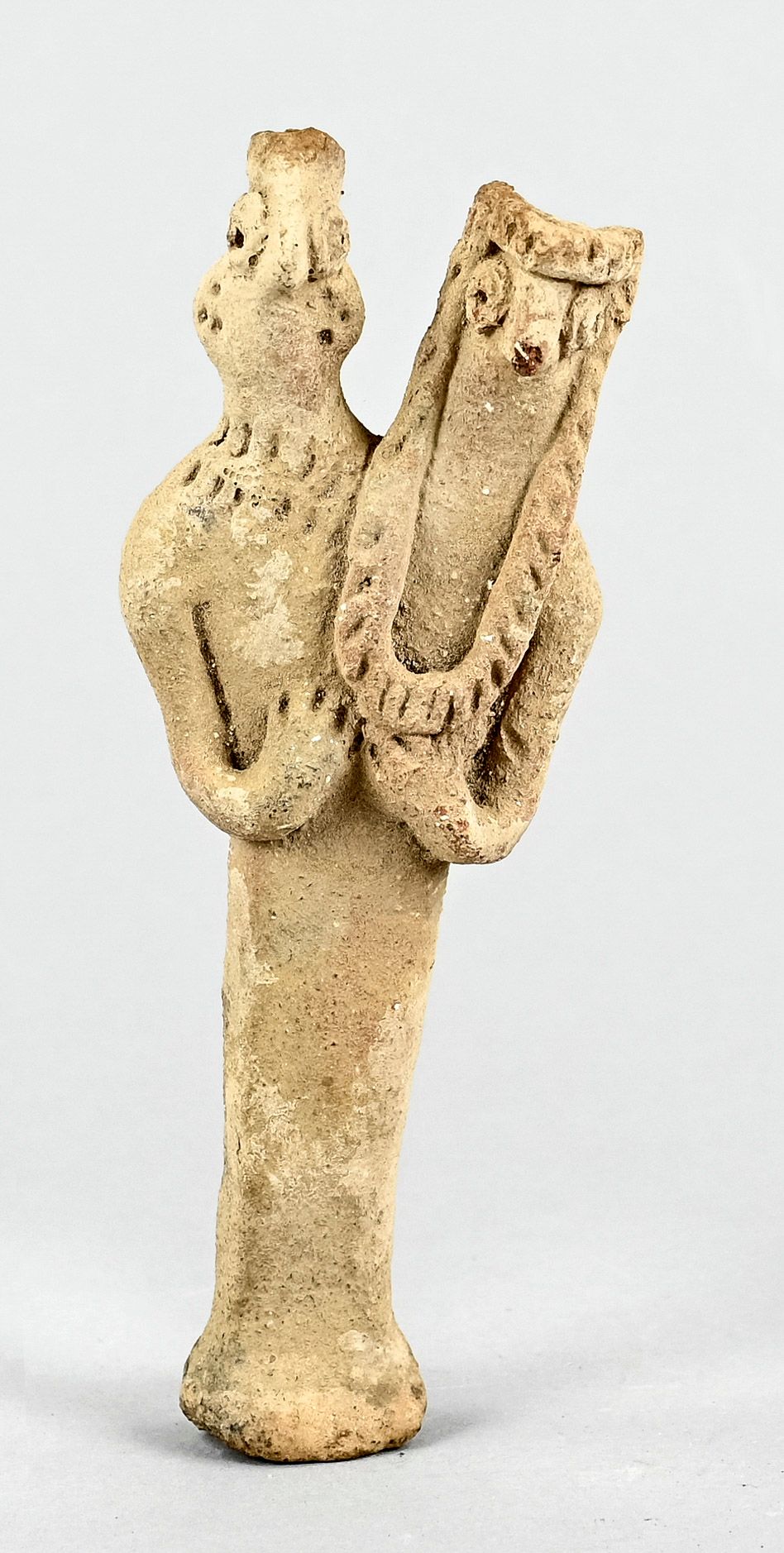 Null Ídolo bicéfalo, Anatolia, terracota, hombre y mujer, dos brazos delante del&hellip;