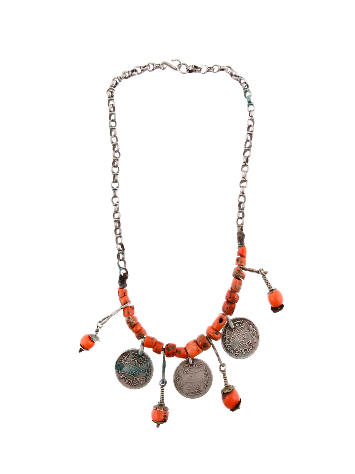 A Berber Necklace with seven Pendants Collier mit sieben Schmuck-Anhängern

Berb&hellip;
