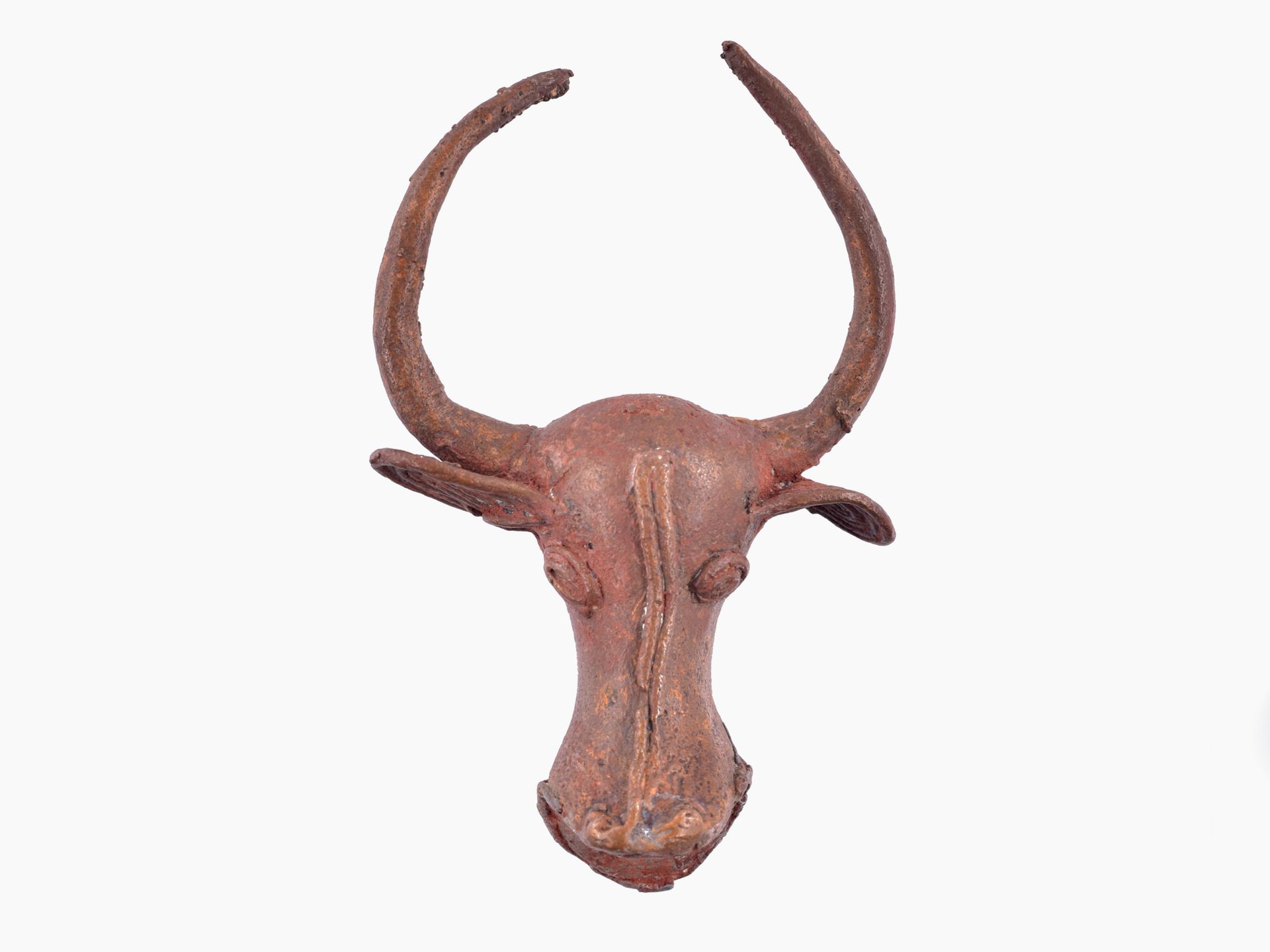 A Bamun Bronze Pendant 吊坠，水牛头

巴蒙，喀麦隆

Ohne Sockel / 无底座

黄色的铸铁。高13厘米。宽8厘米。

 

&hellip;