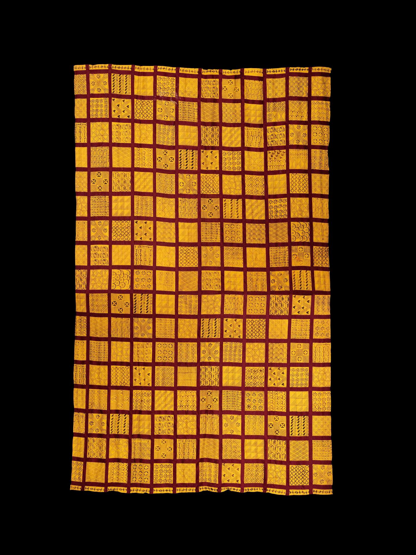 An Asante Cloth, "kente" Wickelgewand, "kente"

Asante, Ghana

Ohne Sockel / wit&hellip;