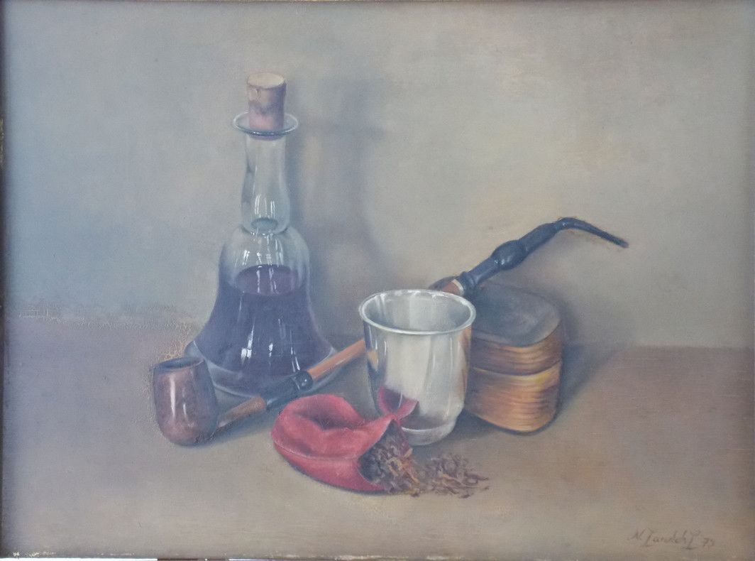 Null Still life with decanter and pipe. 1979. Panel, 29 x 39.