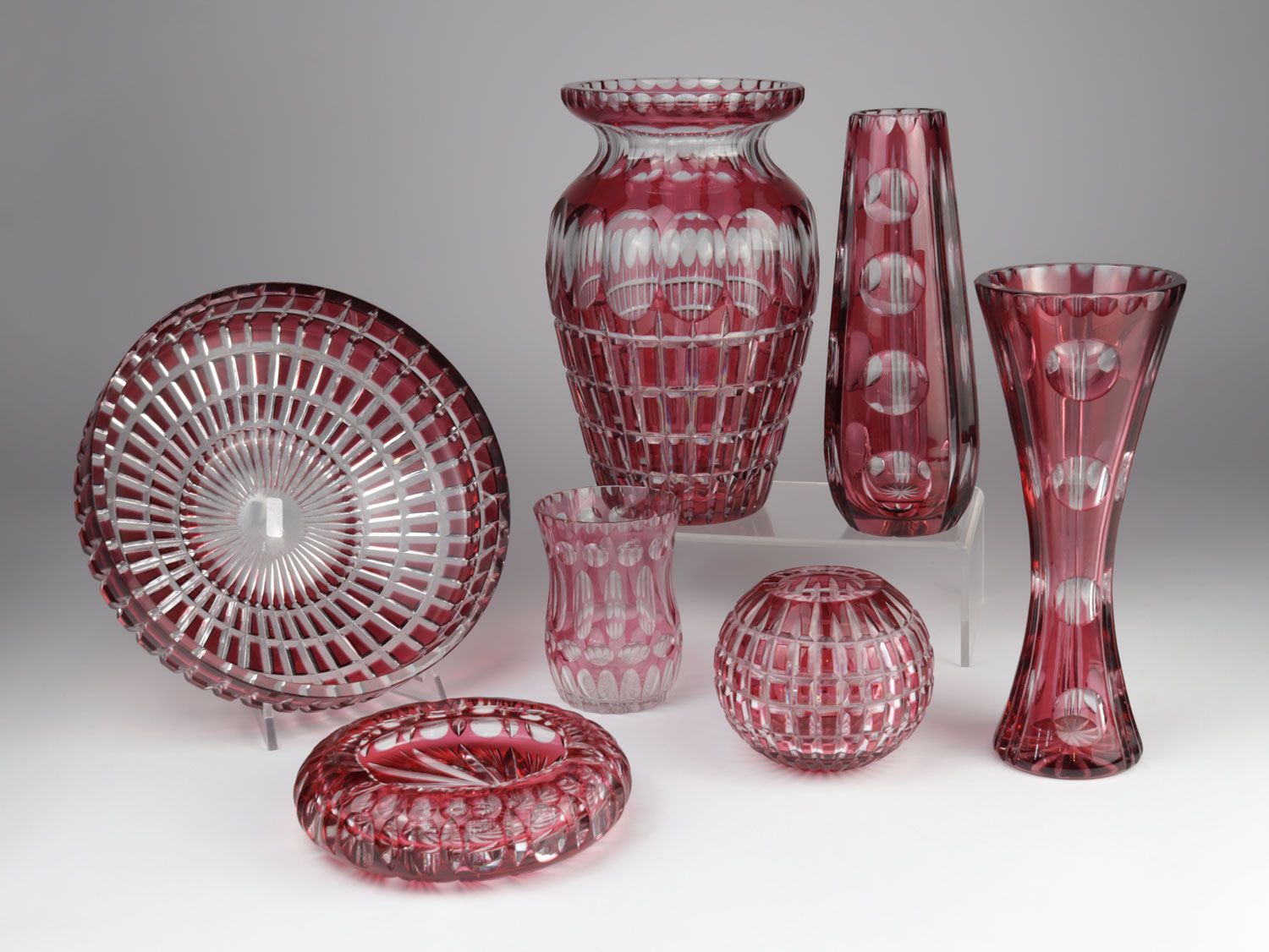 Null Coffret - 7 pièces, 3 vases, 1 coupe, 1 cendrier, 1 vase boule, 1 gobelet, &hellip;