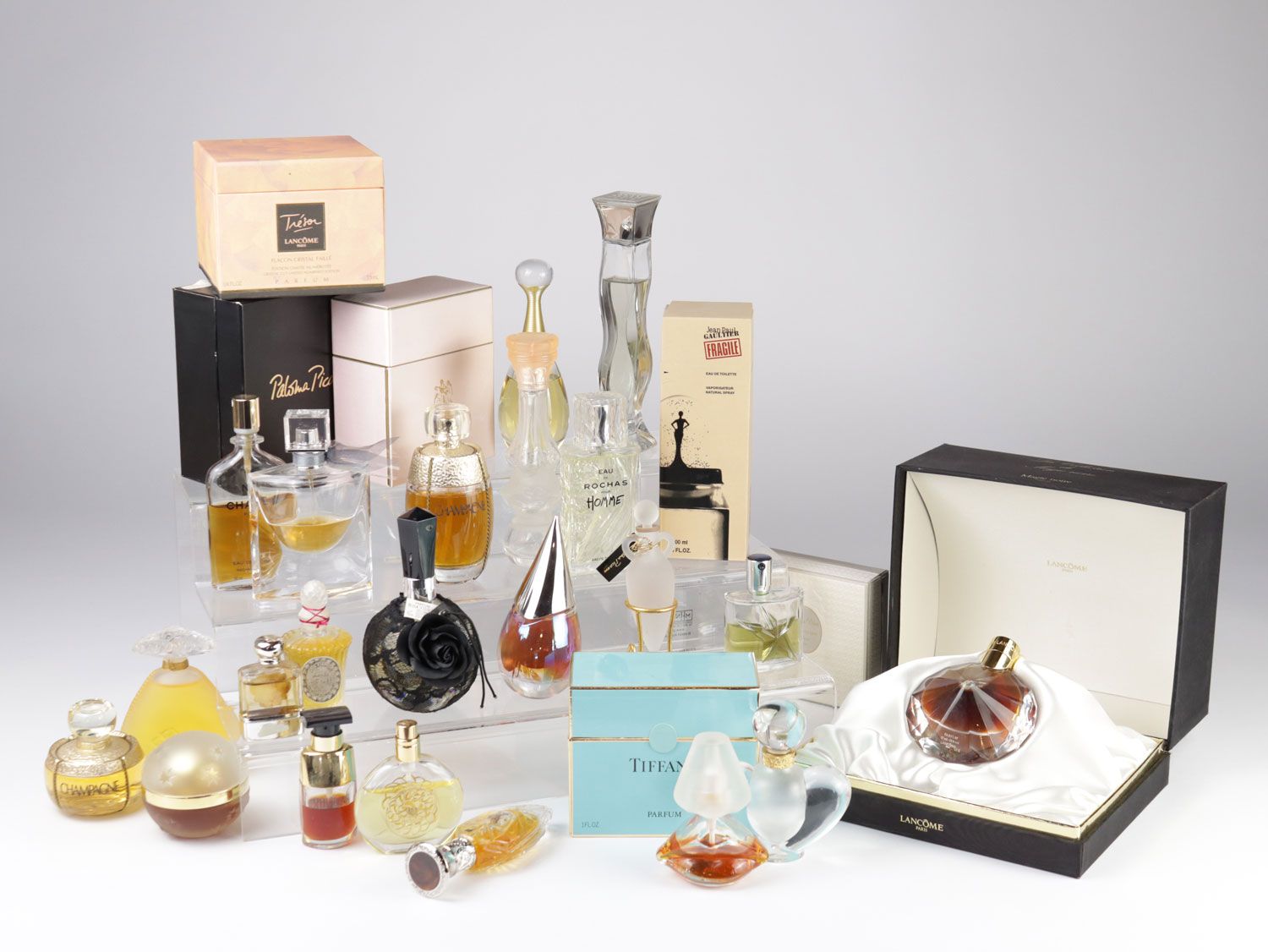 Null Parfum - ensemble - env. 33 pièces, collection de parfums vintage et quelqu&hellip;
