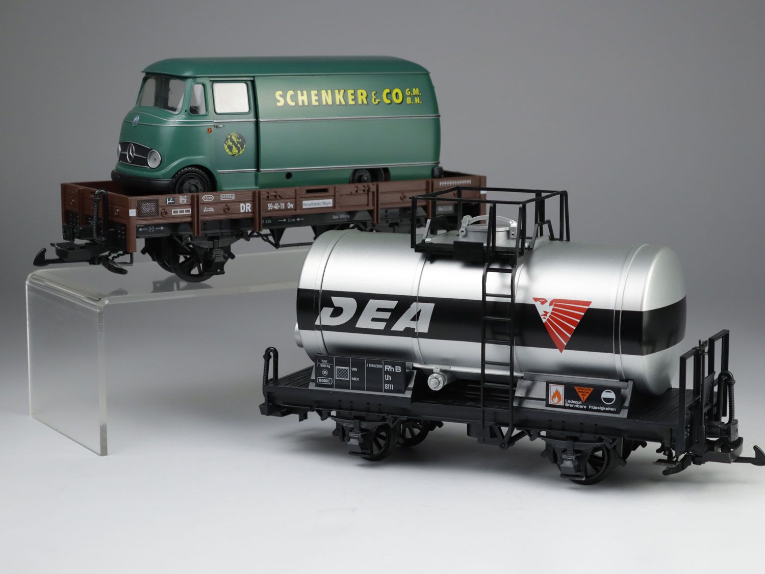 Null LGB mixed lot - 2 parts, LGB low side car with Schenker transporter 40104, &hellip;
