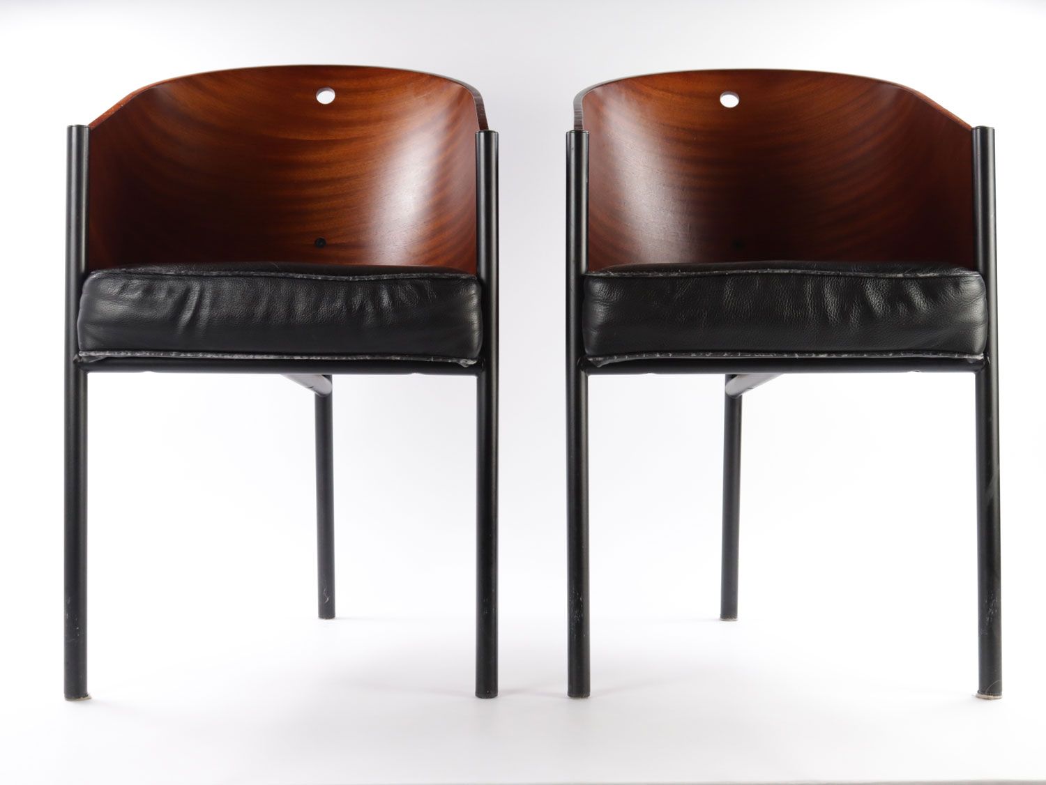 Null Design- Starck, Philippe - Paire de chaises - dessinée par Philippe Starck,&hellip;