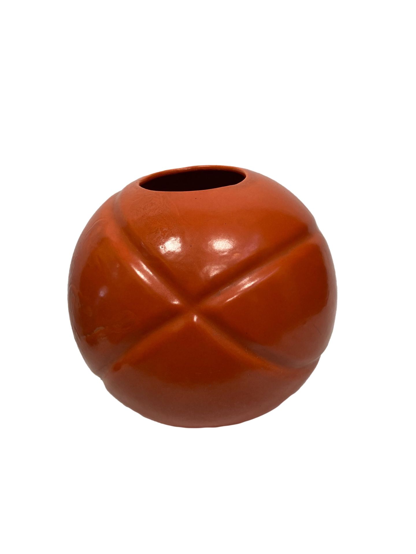 Null STANLEY

Vase boule en céramique émaillée polychrome corail

H. 23 cm