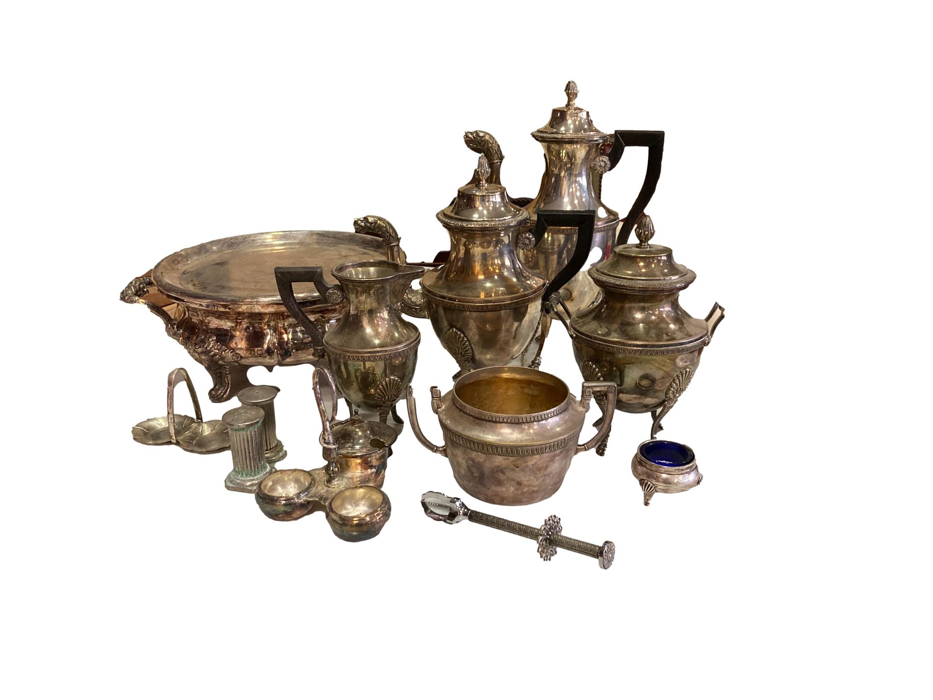 Null 镀银套装包括一套咖啡套装，包括茶壶，咖啡壶和帝国风格的糖碗，一个暖碟器，一个糖钳，一个盐窖。

使用条件