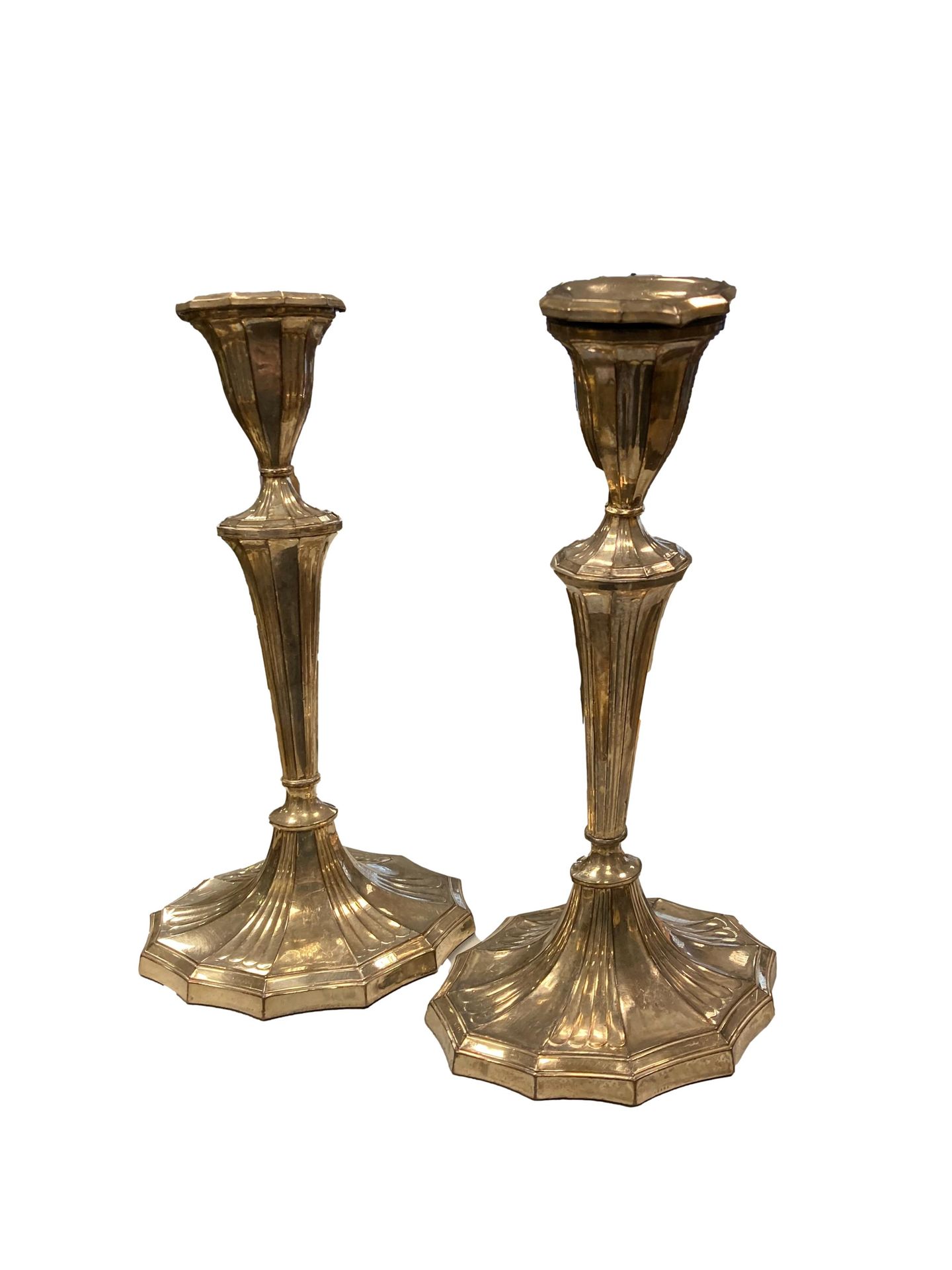 Null Pair of silver plated candlesticks, the shaft and the base with cut sides

&hellip;