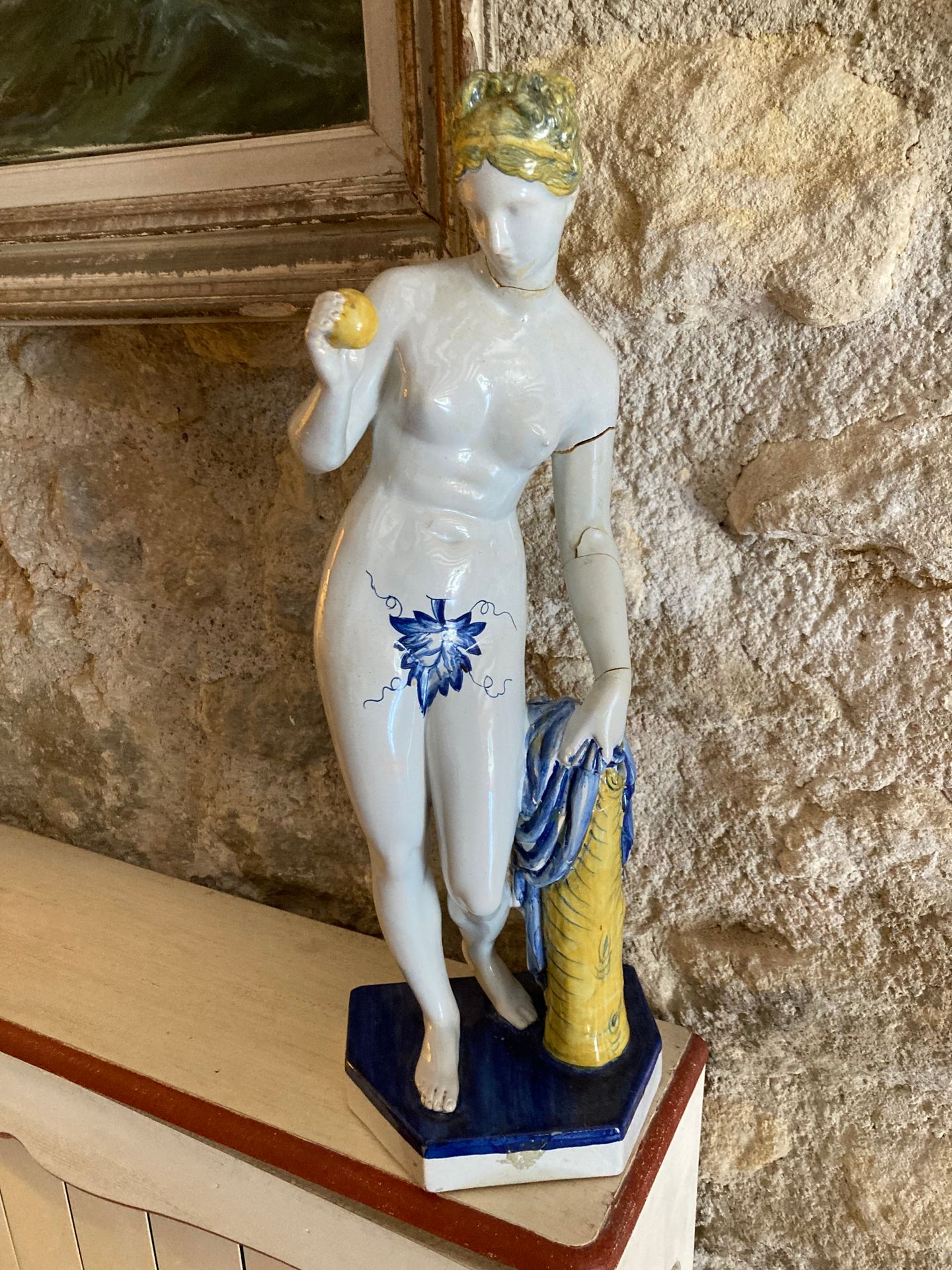 Null Italienische Schule Xx.
Diana
Skulptur aus polychrom glasierter Keramik. 
(&hellip;