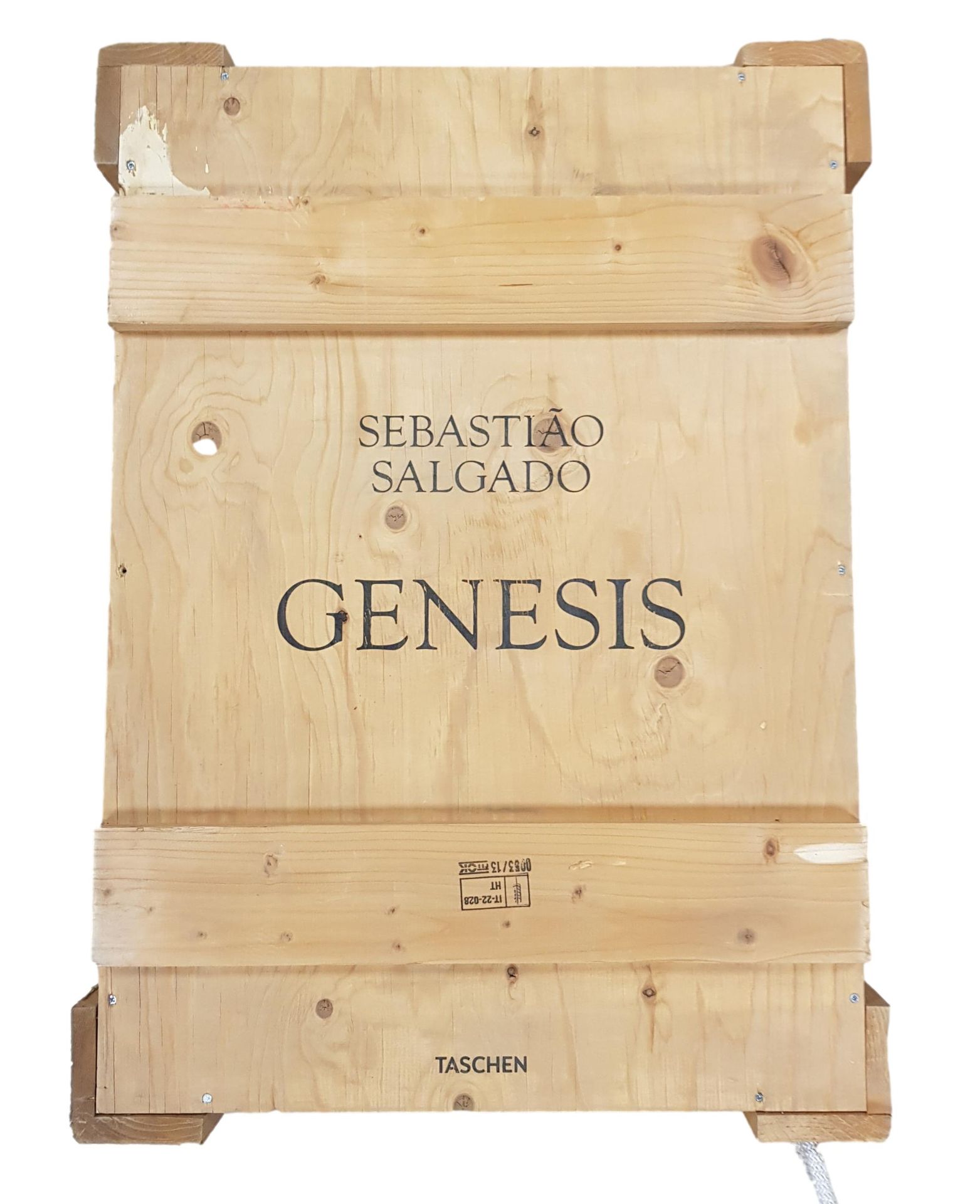 Null Sebastião Salgado (1944)
Genesis.
Taschen, Cologne, 2013.
In-plano (71 x 48&hellip;