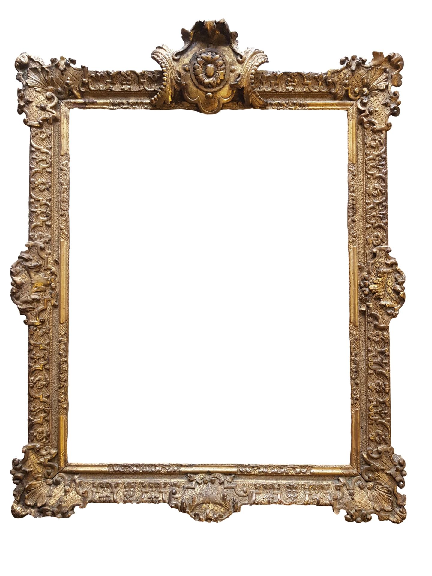 Null 长方形雕花镀金木质（胡桃木）镜框，饰有钉书钉和叶子。镜框上装饰有一朵向日葵。画框的底板上有垫子。18 世纪。
87 x 67 厘米（内）
112 x &hellip;