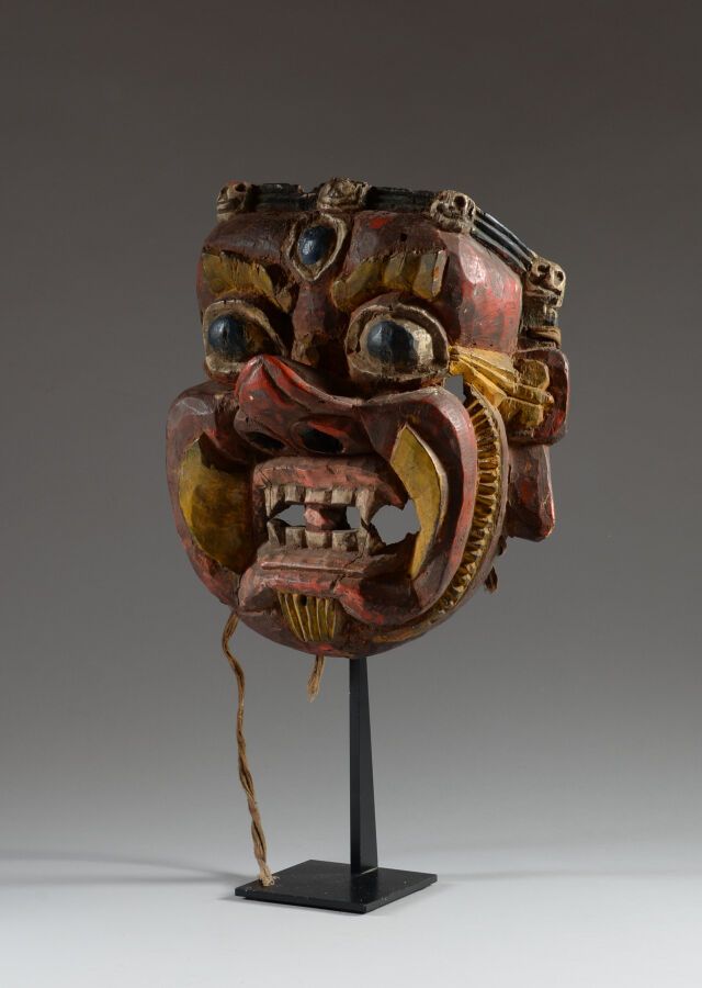 Null TIBET or north of NEPAL.

Polychrome wood.

Khroda" mask of protective deit&hellip;