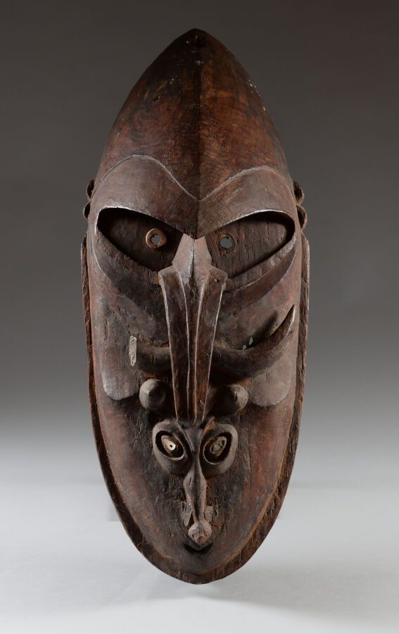 Null MURIK, Basso Sepik, Papua Nuova Guinea.

Legno duro pesante con una forte p&hellip;