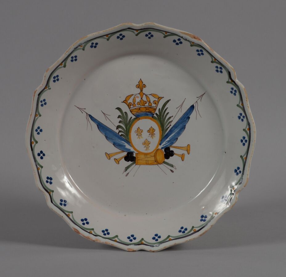Null NEVERS
Revolutionary plate in polychrome earthenware with decoration in the&hellip;