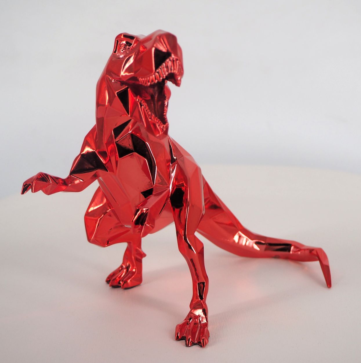 Richard Orlinski Richard ORLINSKI

T-Rex spirit



Sculpture originale en résine&hellip;